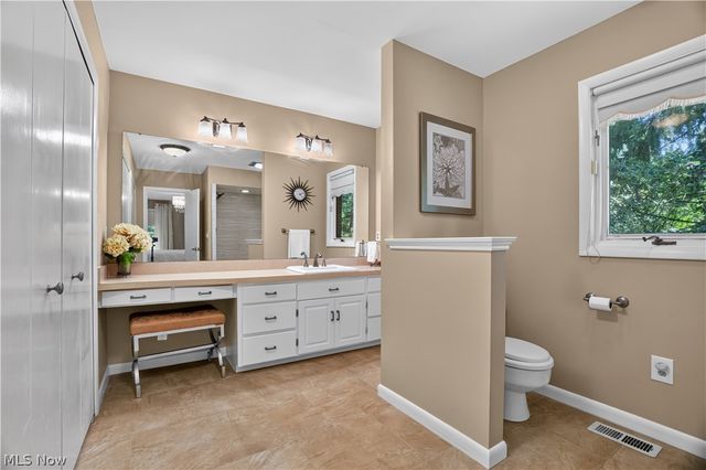 13635 Fox Hills Drive, Novelty, OH 44072