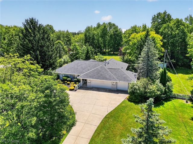 13635 Fox Hills Drive, Novelty, OH 44072