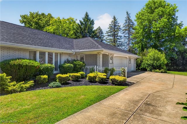 13635 Fox Hills Drive, Novelty, OH 44072