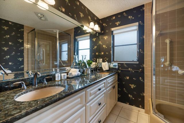 952 E GONDOLA DRIVE, Venice, FL 34293