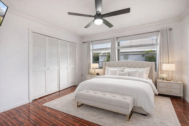 952 E GONDOLA DRIVE, Venice, FL 34293