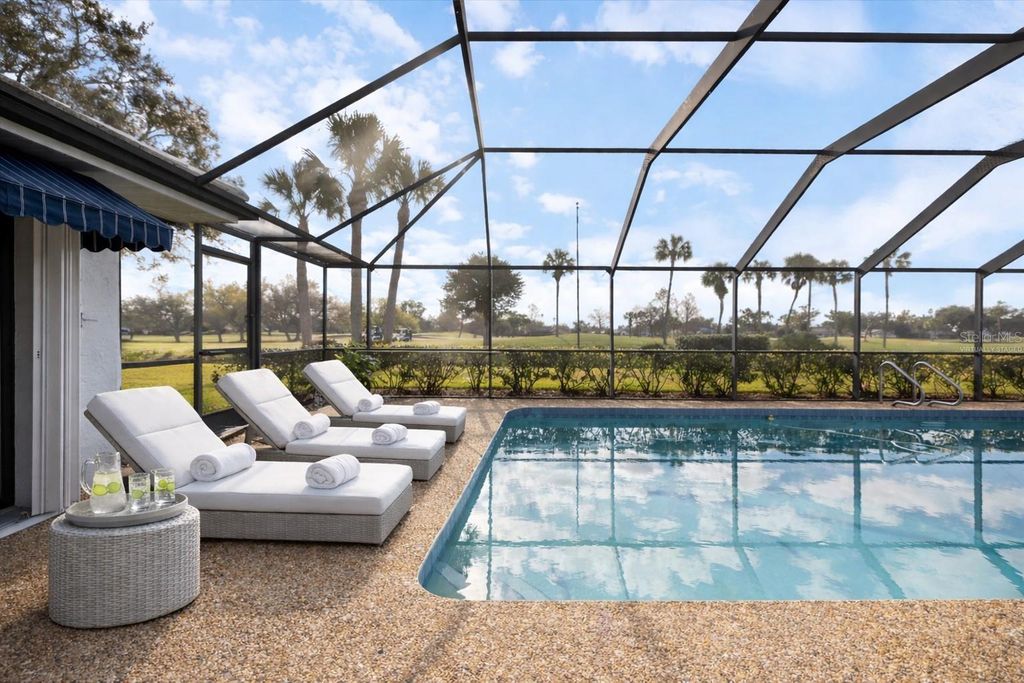 Image 20 of property listing at 952 E GONDOLA DRIVE, Venice, FL 34293