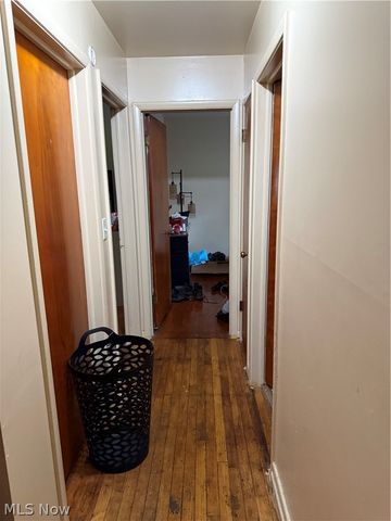 2368 Montgomery Avenue NW, Warren, OH 44485