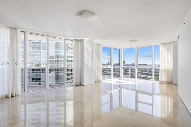 400 Alton Rd 2101, Miami Beach, FL 33139