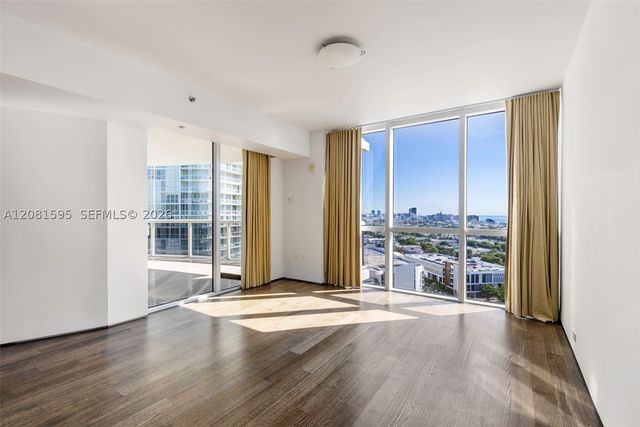 400 Alton Rd 2101, Miami Beach, FL 33139