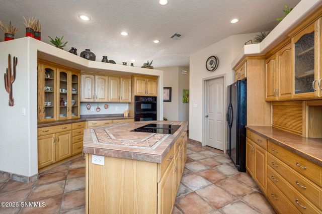1540 Vista Del Valle, Las Cruces, NM 88007