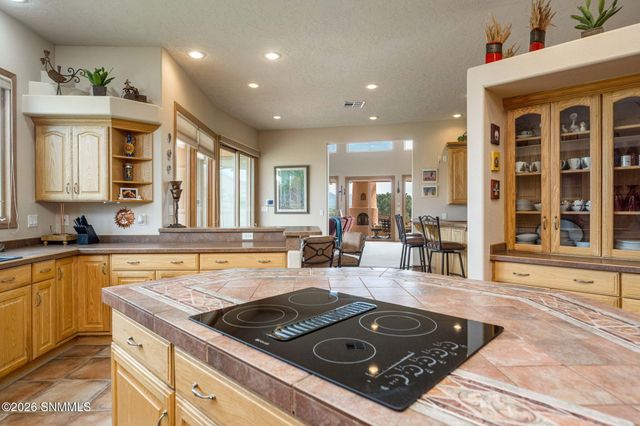 1540 Vista Del Valle, Las Cruces, NM 88007