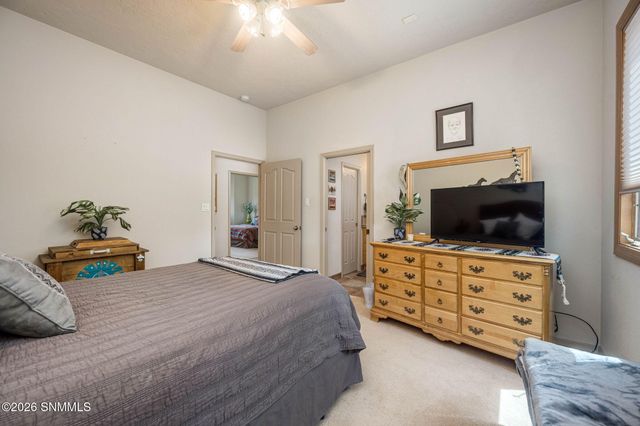 1540 Vista Del Valle, Las Cruces, NM 88007