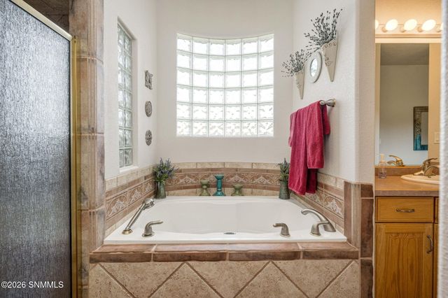 1540 Vista Del Valle, Las Cruces, NM 88007
