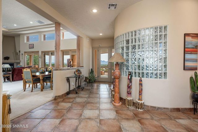 1540 Vista Del Valle, Las Cruces, NM 88007