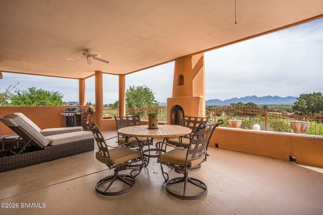 1540 Vista Del Valle, Las Cruces, NM 88007
