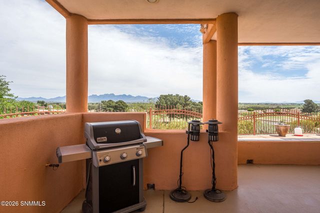 1540 Vista Del Valle, Las Cruces, NM 88007