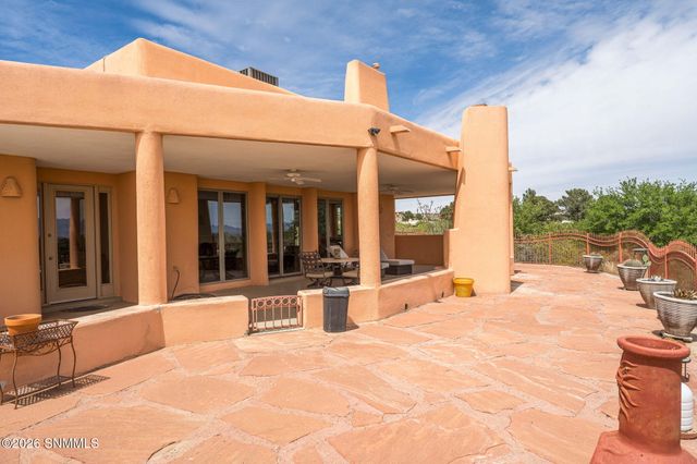1540 Vista Del Valle, Las Cruces, NM 88007