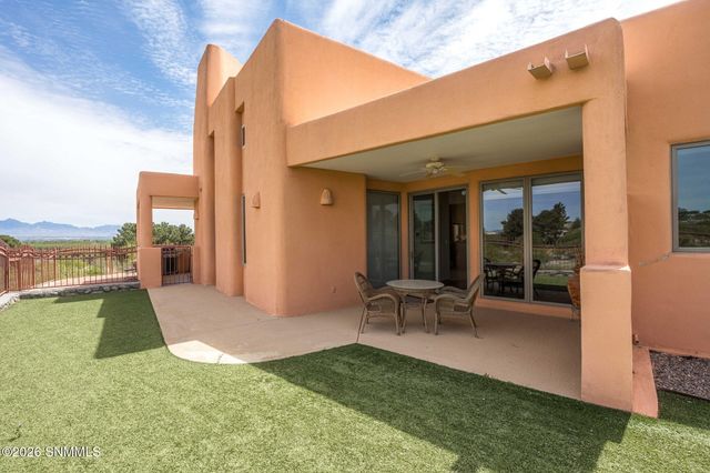 1540 Vista Del Valle, Las Cruces, NM 88007