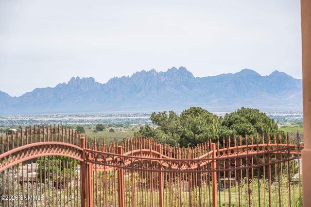 1540 Vista Del Valle, Las Cruces, NM 88007