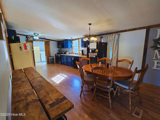 206 Clifton Ridge Drive, Pikeville, NC 27863