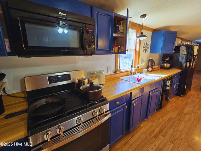 206 Clifton Ridge Drive, Pikeville, NC 27863