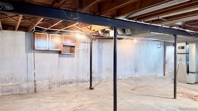 6356 Rutland Street, Detroit, MI 48228