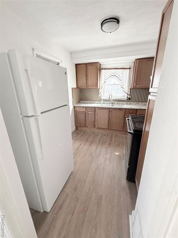 6356 Rutland Street, Detroit, MI 48228