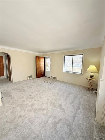 6356 Rutland Street, Detroit, MI 48228