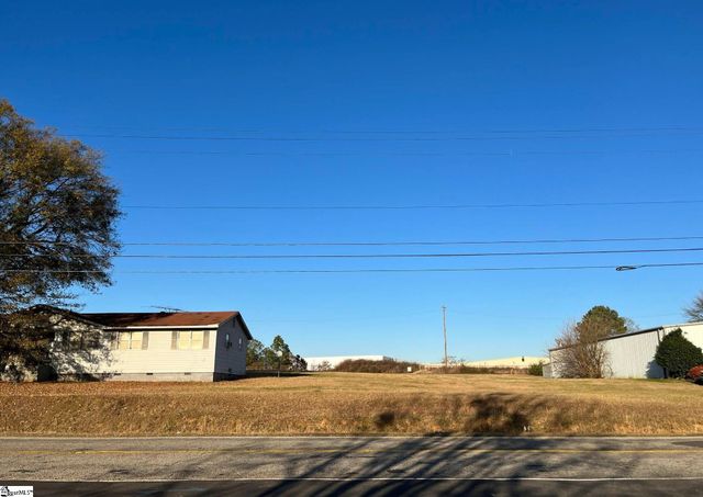 511 Broadcast Drive, Spartanburg, SC 29303