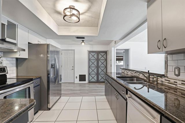 14649 BAY DRIVE, Largo, FL 33774