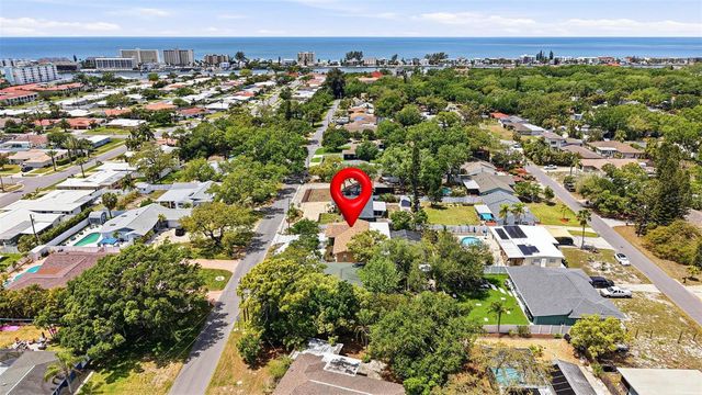 14649 BAY DRIVE, Largo, FL 33774