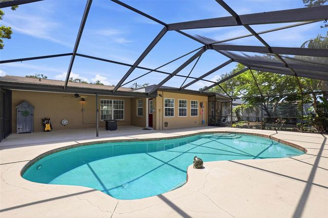 14649 BAY DRIVE, Largo, FL 33774