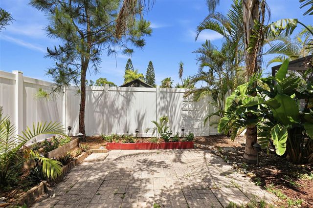 14649 BAY DRIVE, Largo, FL 33774