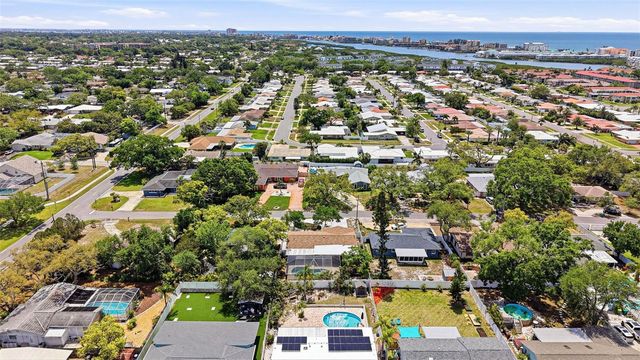 14649 BAY DRIVE, Largo, FL 33774