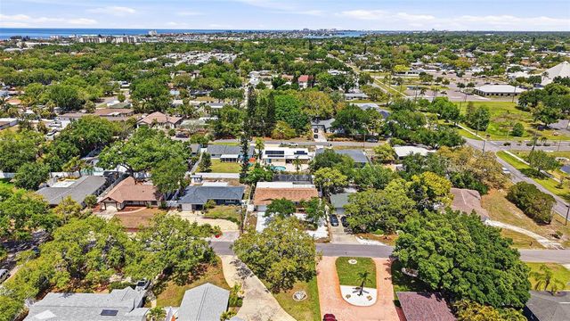 14649 BAY DRIVE, Largo, FL 33774