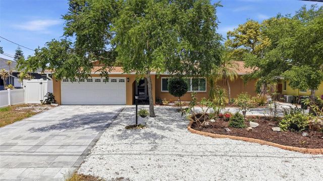 14649 BAY DRIVE, Largo, FL 33774