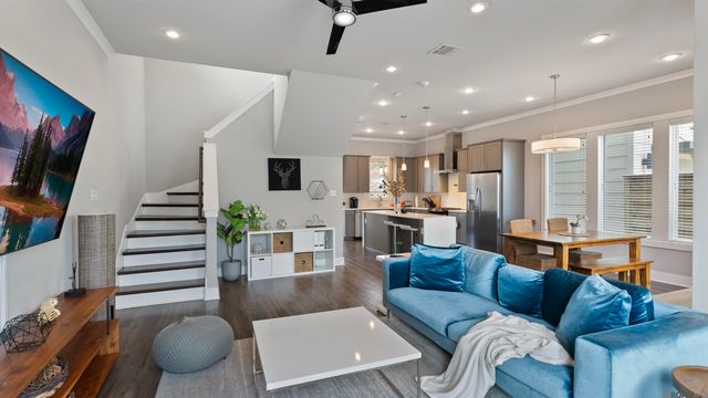 7072 Kodiak Dr, Baton Rouge, LA 70810