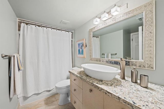 1301 River Reach Drive 202, Fort Lauderdale, FL 33315