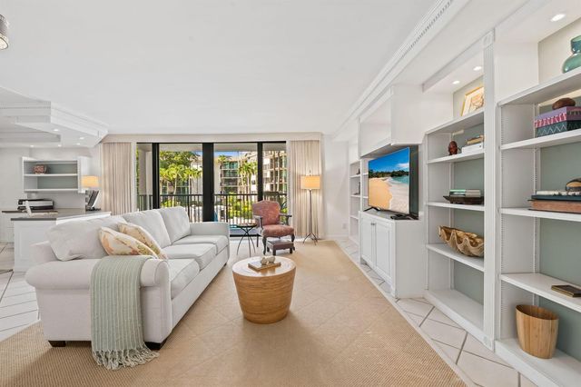 1301 River Reach Drive 202, Fort Lauderdale, FL 33315