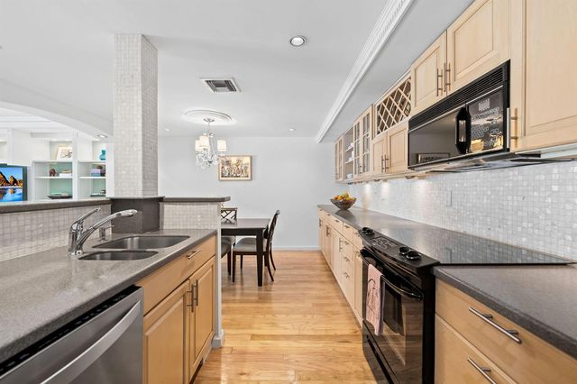 1301 River Reach Drive 202, Fort Lauderdale, FL 33315