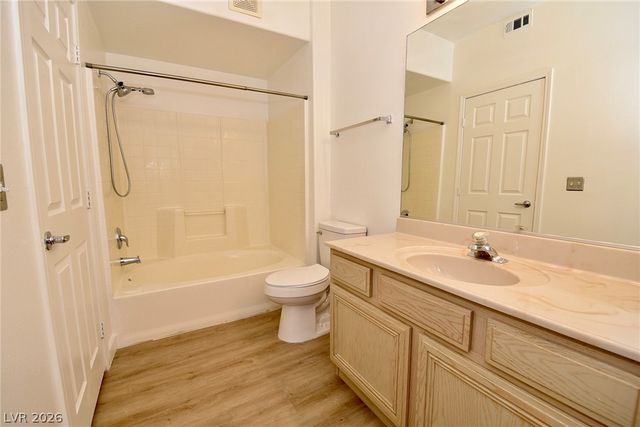 7189 South Durango Drive 202, Las Vegas, NV 89113