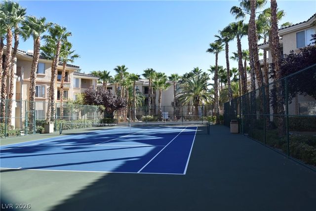 7189 South Durango Drive 202, Las Vegas, NV 89113