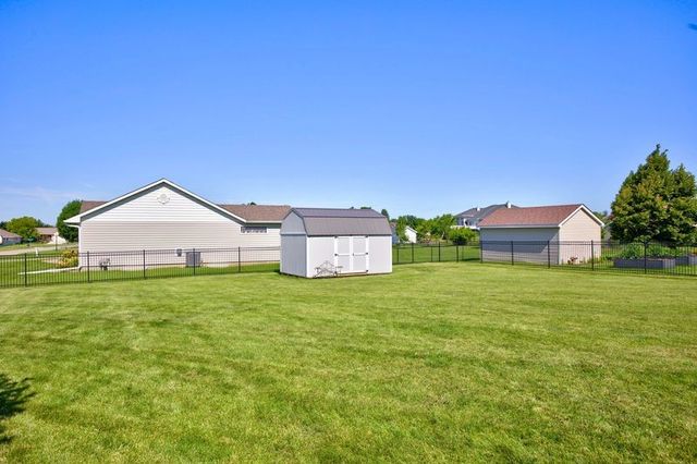5764 NW 3rd Court, Des Moines, IA 50313