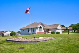 5764 NW 3rd Court, Des Moines, IA 50313