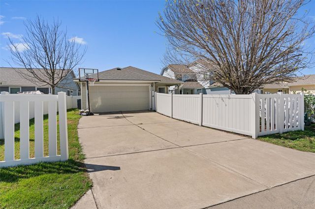 716 Niobrara River DR, Pflugerville, TX 78660