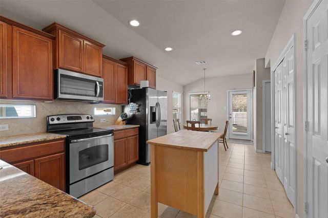 716 Niobrara River DR, Pflugerville, TX 78660