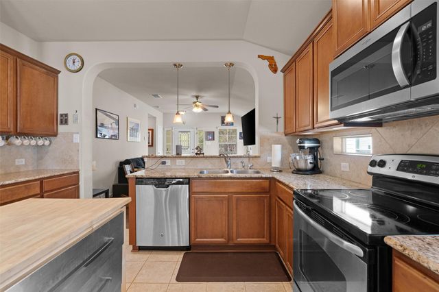 716 Niobrara River DR, Pflugerville, TX 78660