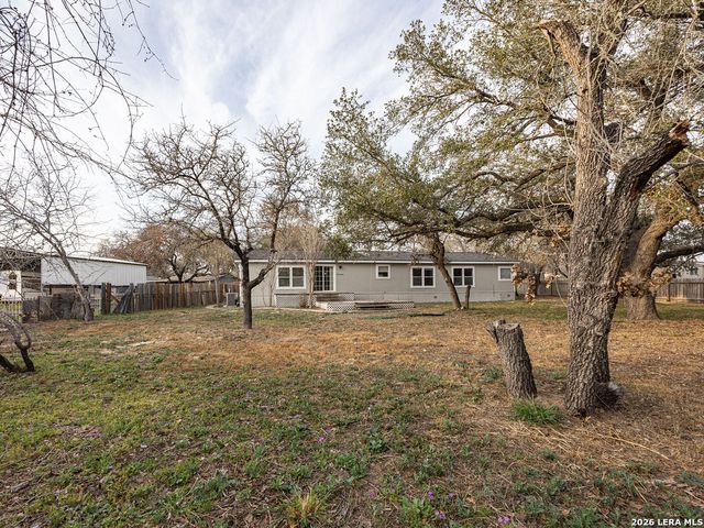 3938 Cannon Wood, Elmendorf, TX 78112