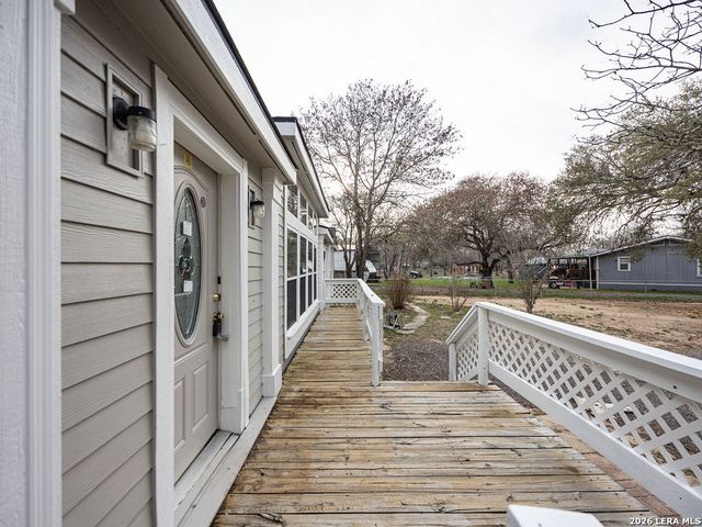 3938 Cannon Wood, Elmendorf, TX 78112