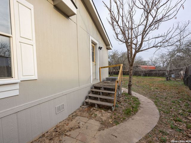 3938 Cannon Wood, Elmendorf, TX 78112