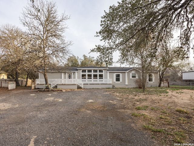 3938 Cannon Wood, Elmendorf, TX 78112