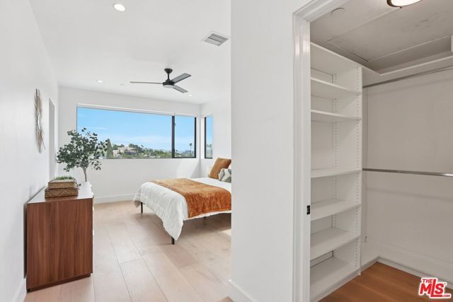 3223 Rowena Avenue, Los Angeles, CA 90027