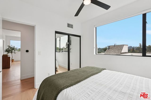 3223 Rowena Avenue, Los Angeles, CA 90027