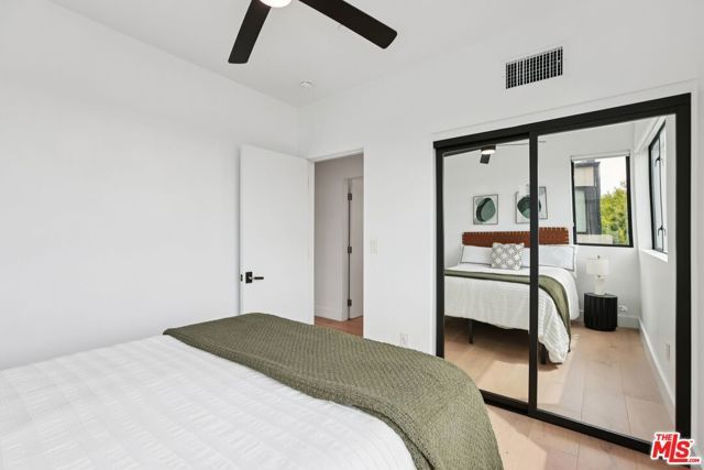 3223 Rowena Avenue, Los Angeles, CA 90027